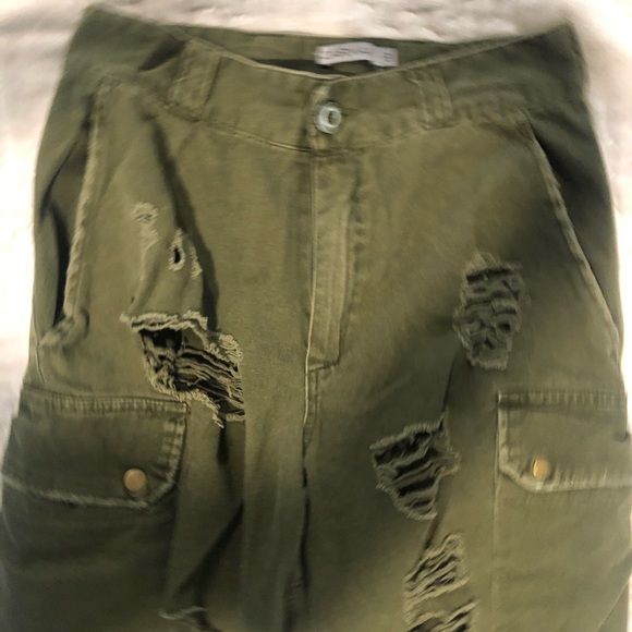 LF Green Cargo Pants (size Aussi 8 / US 4) - Picture 6 of 7